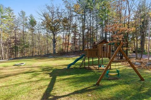 253 Hall St, Dunstable, MA 01827 photo 38