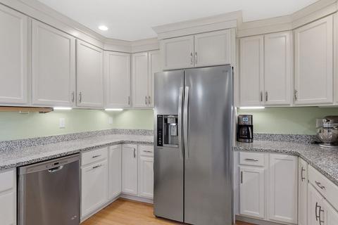 253 Hall St, Dunstable, MA 01827 photo 12