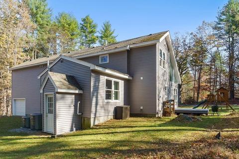 253 Hall St, Dunstable, MA 01827 photo 36