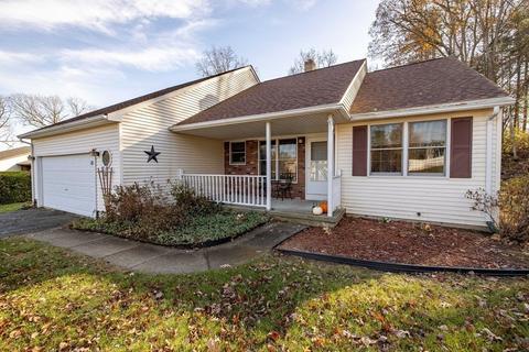 18 Berkshire Cir, Ware, MA 01082 photo 1