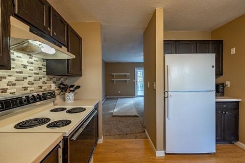 18 Berkshire Cir, Ware, MA 01082 photo 13