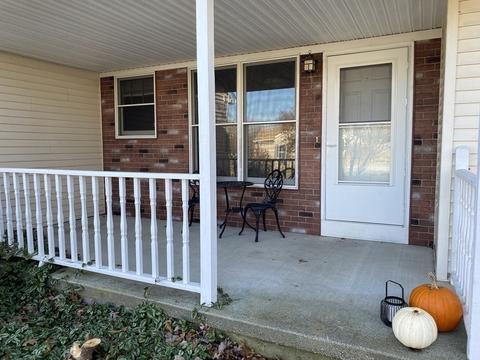 18 Berkshire Cir, Ware, MA 01082 photo 9