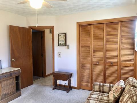 5 Sears Ave, Webster, MA 01570 photo 14