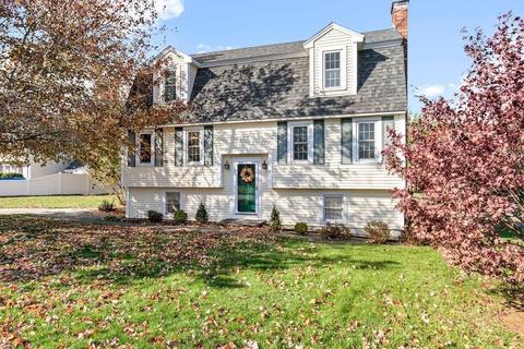 2 Ruby Cir, Haverhill, MA 01835 photo 1