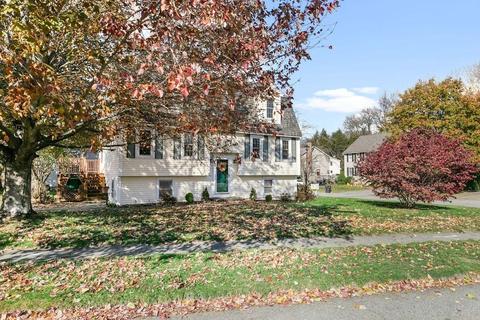 2 Ruby Cir, Haverhill, MA 01835 photo 2