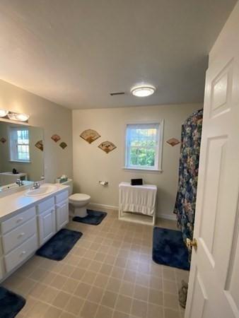8 Barnstable Rd, Worcester, MA 01605 photo 15