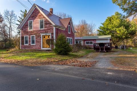 228 King St, Raynham, MA 02767 photo 1