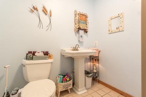 228 King St, Raynham, MA 02767 photo 7