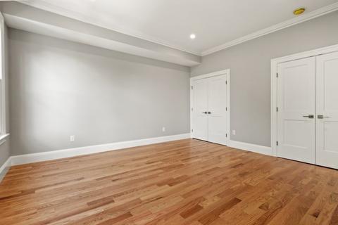 758 E Broadway, Boston, MA 02127 photo 25