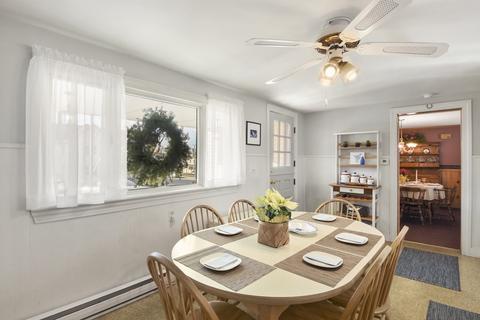 62 E Main St, Webster, MA 01570 photo 3