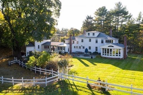 810 Main St, Hingham, MA 02043 photo 1