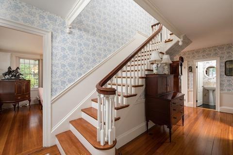 810 Main St, Hingham, MA 02043 photo 10