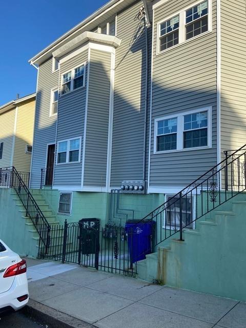 94 Hunter St, Fall River, MA 02721 photo 1