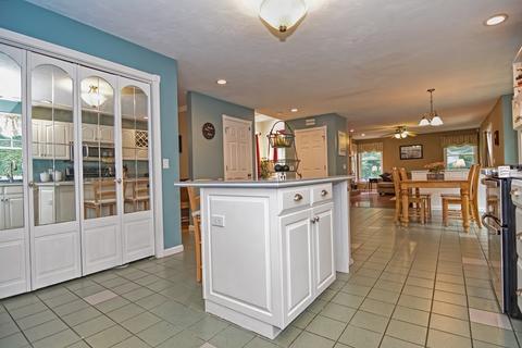 113 Paddock Rd, Raynham, MA 02767 photo 13