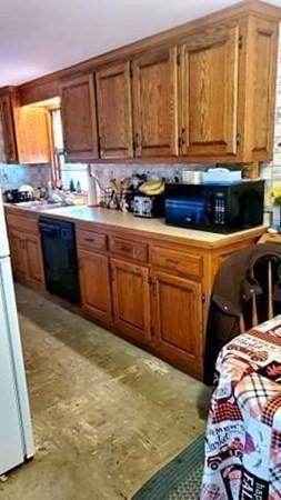 49 Lois St, Ware, MA 01082 photo 11