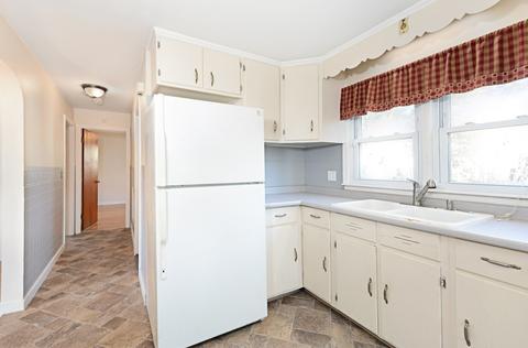 192 Ludlow St, Worcester, MA 01603 photo 11