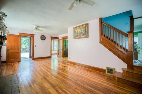 23 Dorset St, Springfield, MA 01108 photo 6