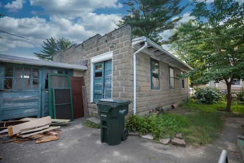 23 Dorset St, Springfield, MA 01108 photo 2