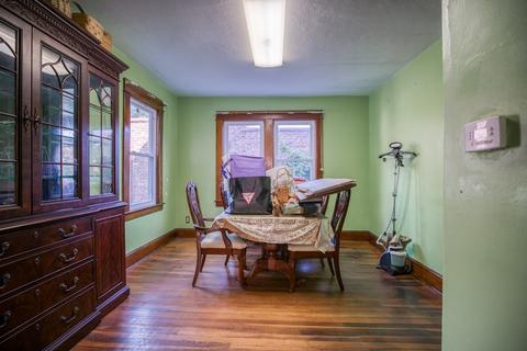 23 Dorset St, Springfield, MA 01108 photo 10