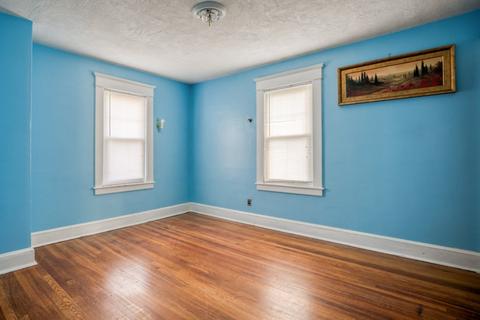 23 Dorset St, Springfield, MA 01108 photo 13