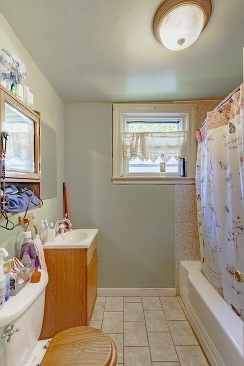 23 Warren St, Fall River, MA 02721 photo 16