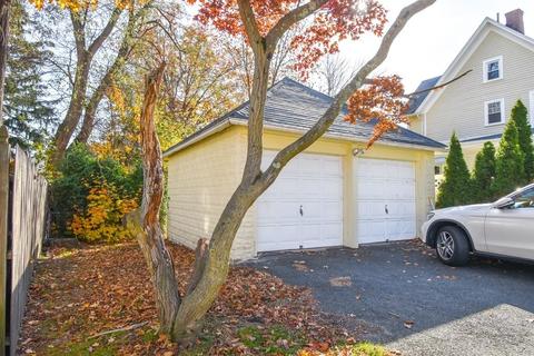 415 Maple St, Springfield, MA 01105 photo 24