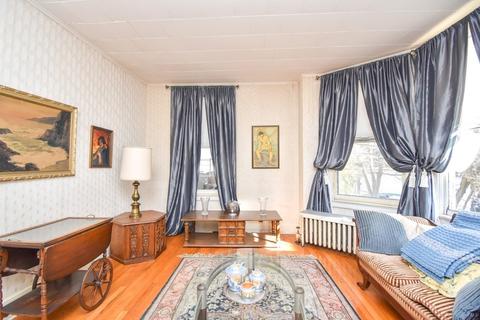 415 Maple St, Springfield, MA 01105 photo 9