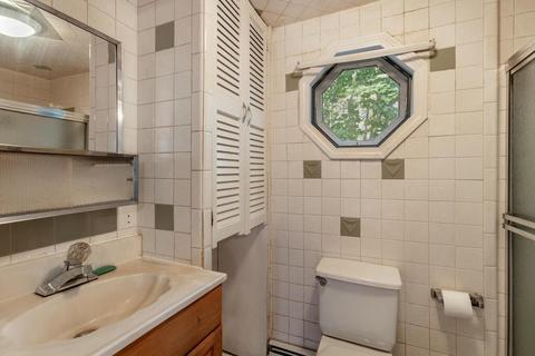 11 Beacon St, Gloucester, MA 01930 photo 23