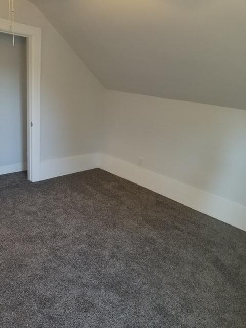 643 School St, Webster, MA 01570 photo 11