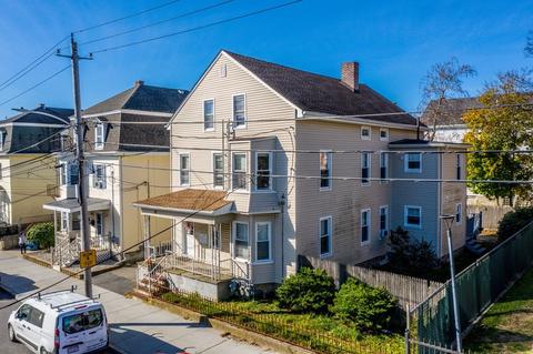 52 Linden St, Fall River, MA 02720 photo 2