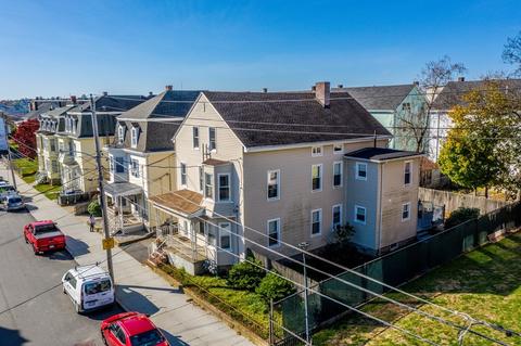 52 Linden St, Fall River, MA 02720 photo 1
