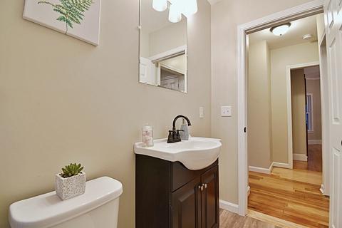 38 Biltmore St, Springfield, MA 01108 photo 22
