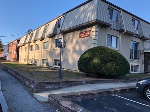 222 Stackpole St #17, Lowell, MA 01852 photo 1