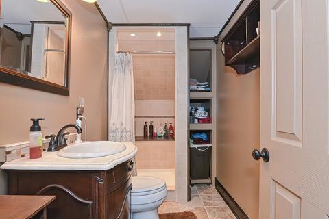 521 Cherry St, Fall River, MA 02720 photo 33
