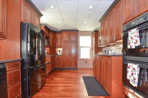 521 Cherry St, Fall River, MA 02720 photo 22