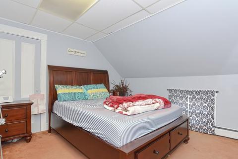 521 Cherry St, Fall River, MA 02720 photo 29