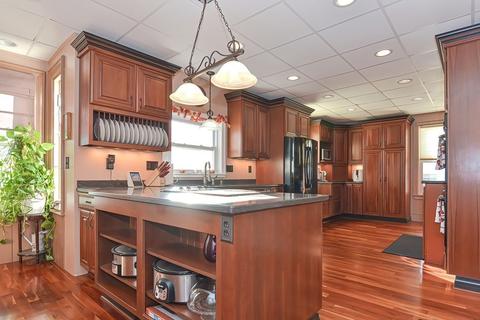 521 Cherry St, Fall River, MA 02720 photo 20
