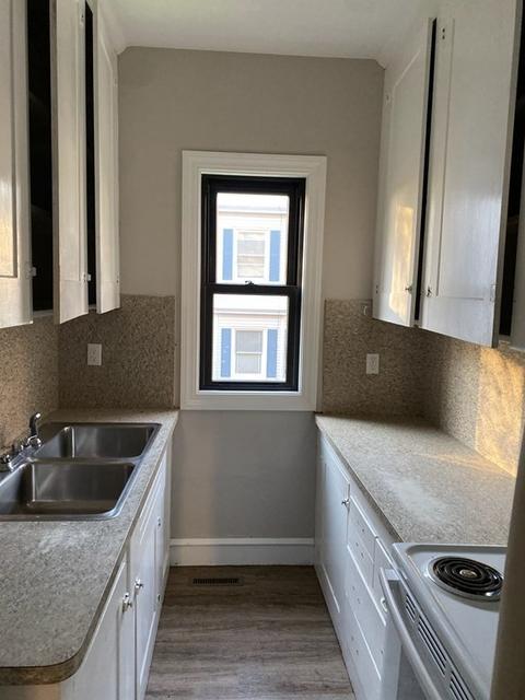 77 Conant St, Fall River, MA 02724 photo 11