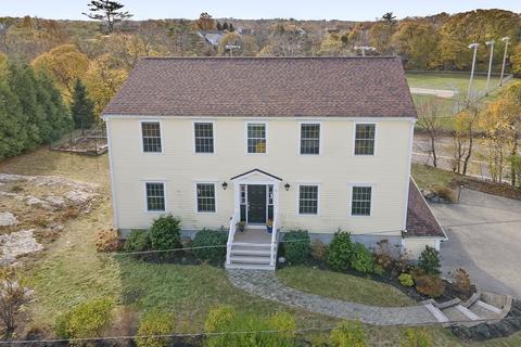 27 Spring Valley Rd, Hull, MA 02045 photo 1