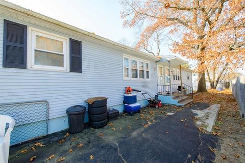88 Phillips Ave, Springfield, MA 01119 photo 19
