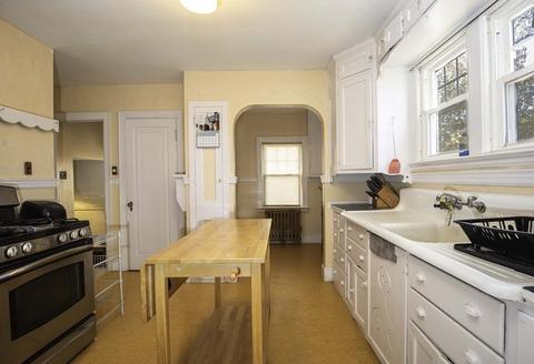 205 Norfolk St, Springfield, MA 01109 photo 14