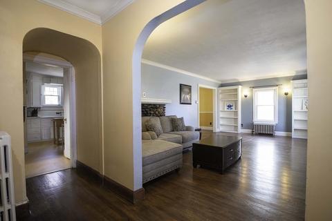 205 Norfolk St, Springfield, MA 01109 photo 9