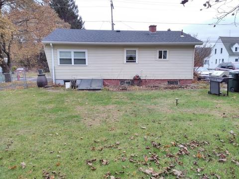 22 Eagle St, Ware, MA 01082 photo 5