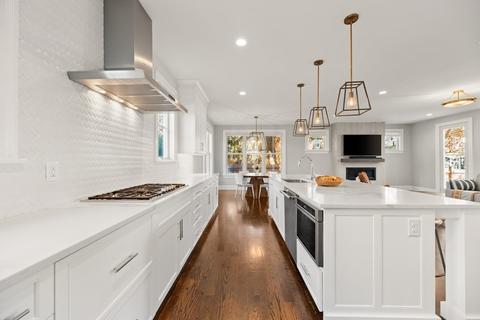 5 Claflin Rd, Wellesley, MA 02482 photo 8