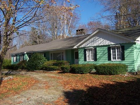 612 Spring St, Athol, MA 01331 photo 2