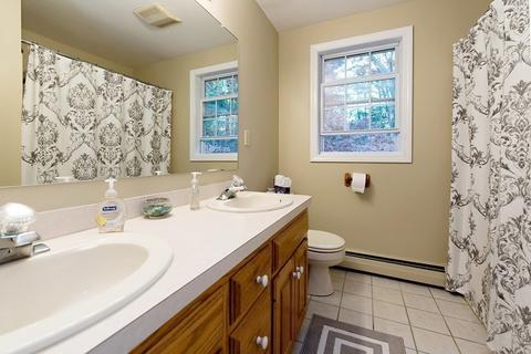 35 Hitching Post Dr, Walpole, MA 02081 photo 15