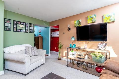 188 Palmer St #D, Fall River, MA 02724 photo 3