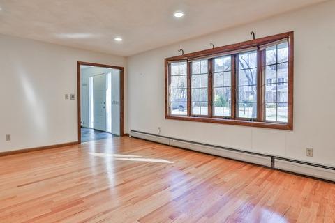 47 Chapel Hill Dr, Reading, MA 01867 photo 3