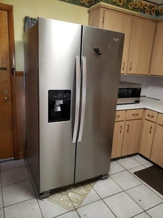 3 Stodder Pl, Salem, MA 01970 photo 9