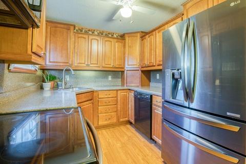 4 Jerilis Dr, Springfield, MA 01119 photo 7